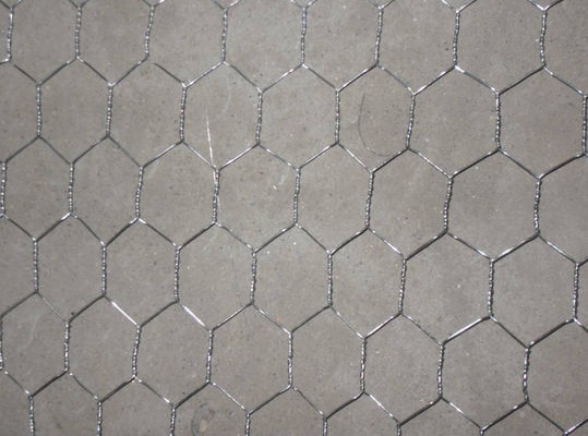 low carbon Plastic Coated Chicken Wire , HH Galvanised Hexagonal Wire Netting