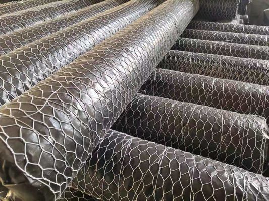 low carbon Plastic Coated Chicken Wire , HH Galvanised Hexagonal Wire Netting