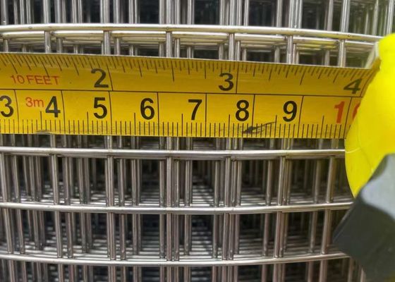 Dipped Iron Rabbit Cage Stainless Steel Welded Wire Mesh Panel 2x4 3x3 5x5