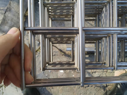 1/4 Inch Silver 1x30m Welded Wire Fence Panels