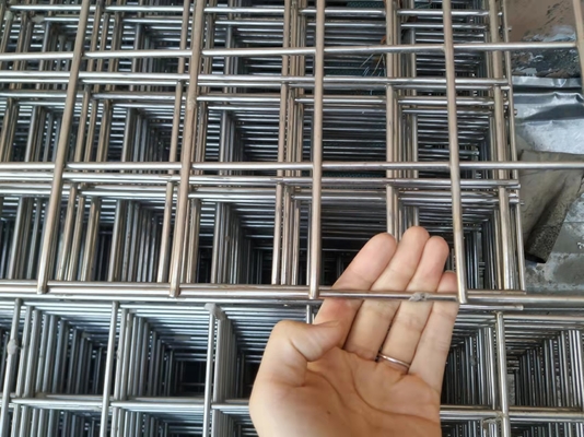 1/4 Inch Silver 1x30m Welded Wire Fence Panels